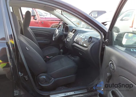 2015 Nissan Versa 1.6 S+ из США, поврежденный, VIN 3N1CN7AP7FL951460